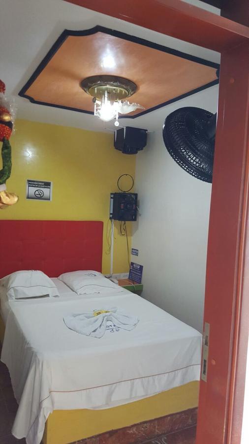 Hotel Confort Cuba Перейра Екстериор снимка