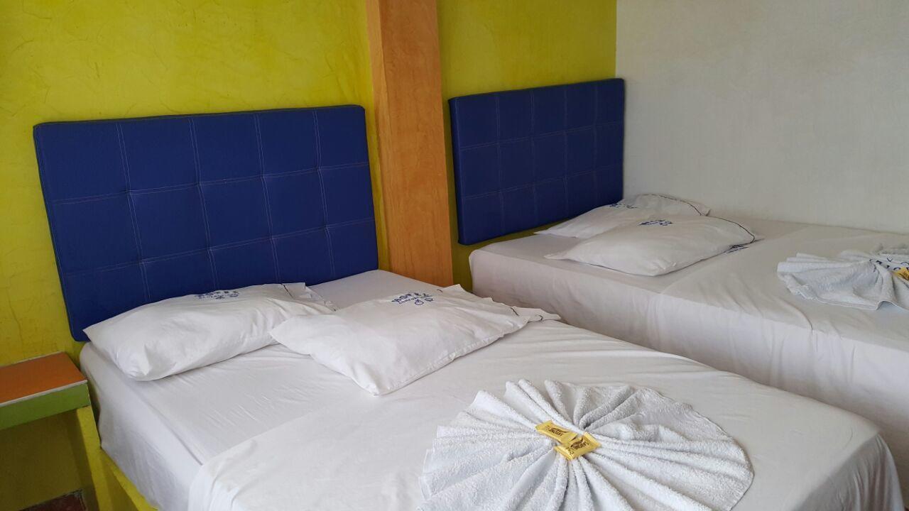 Hotel Confort Cuba Перейра Екстериор снимка