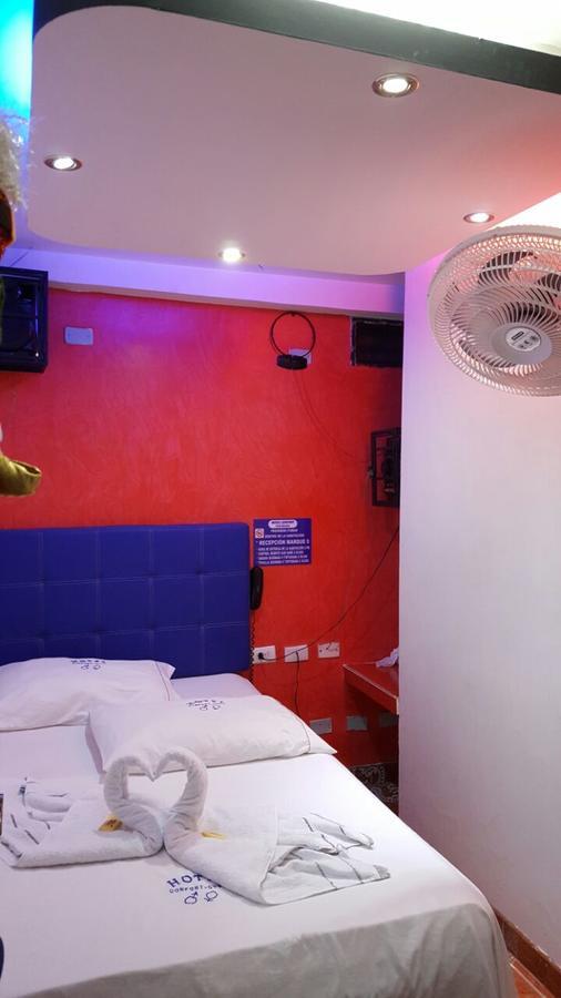 Hotel Confort Cuba Перейра Екстериор снимка